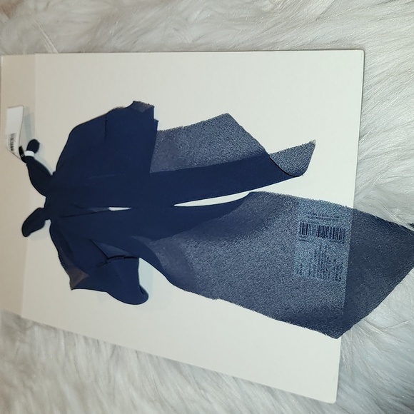 New Banana Republic Statement Necklace with Beautiful Bow Tie, NWT - Picture 4 of 15